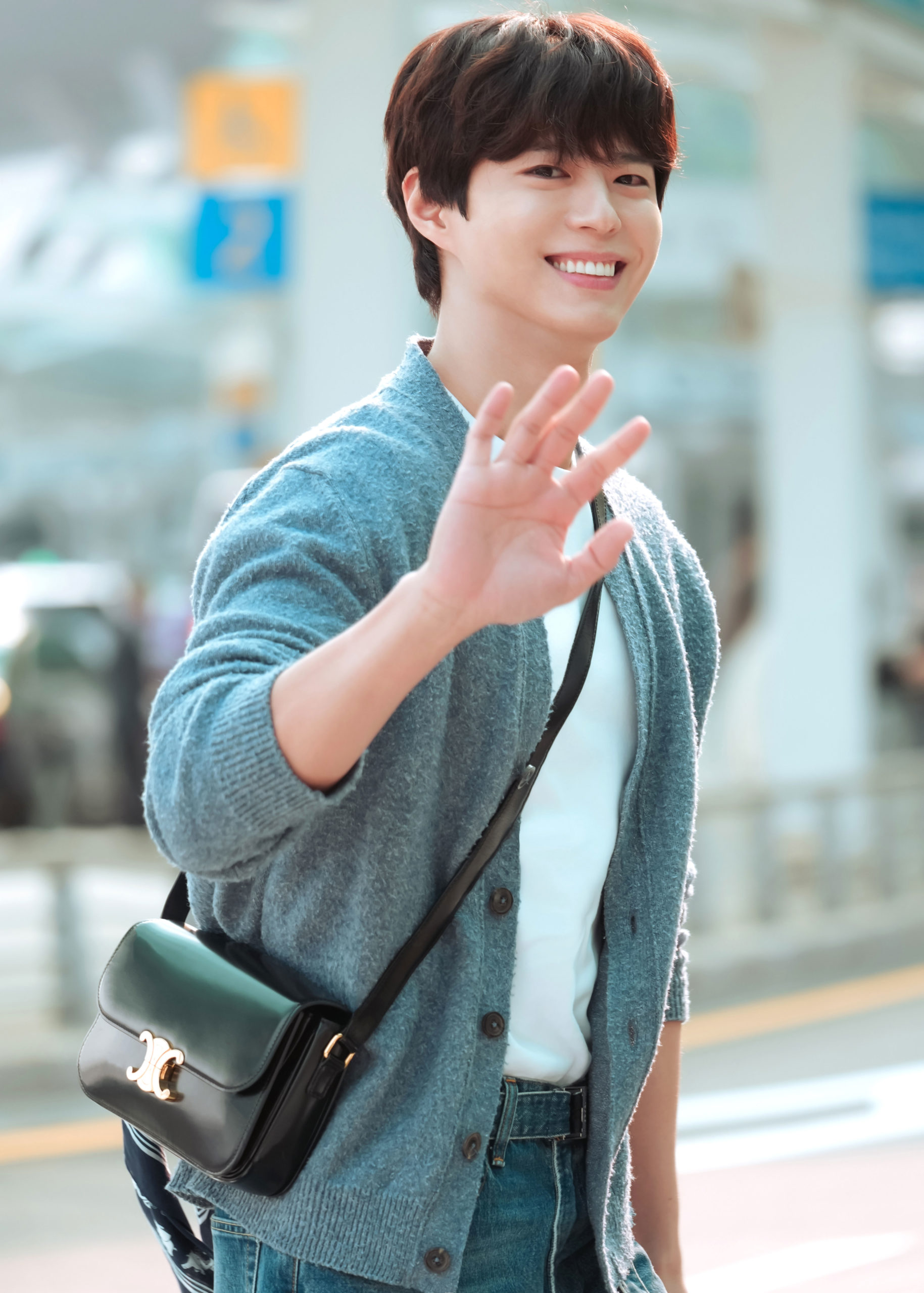 As Seen On: Park Bogum, Kim Jiwon, An Yujin & Kya — The Celine Staples That Make for Effortless Style