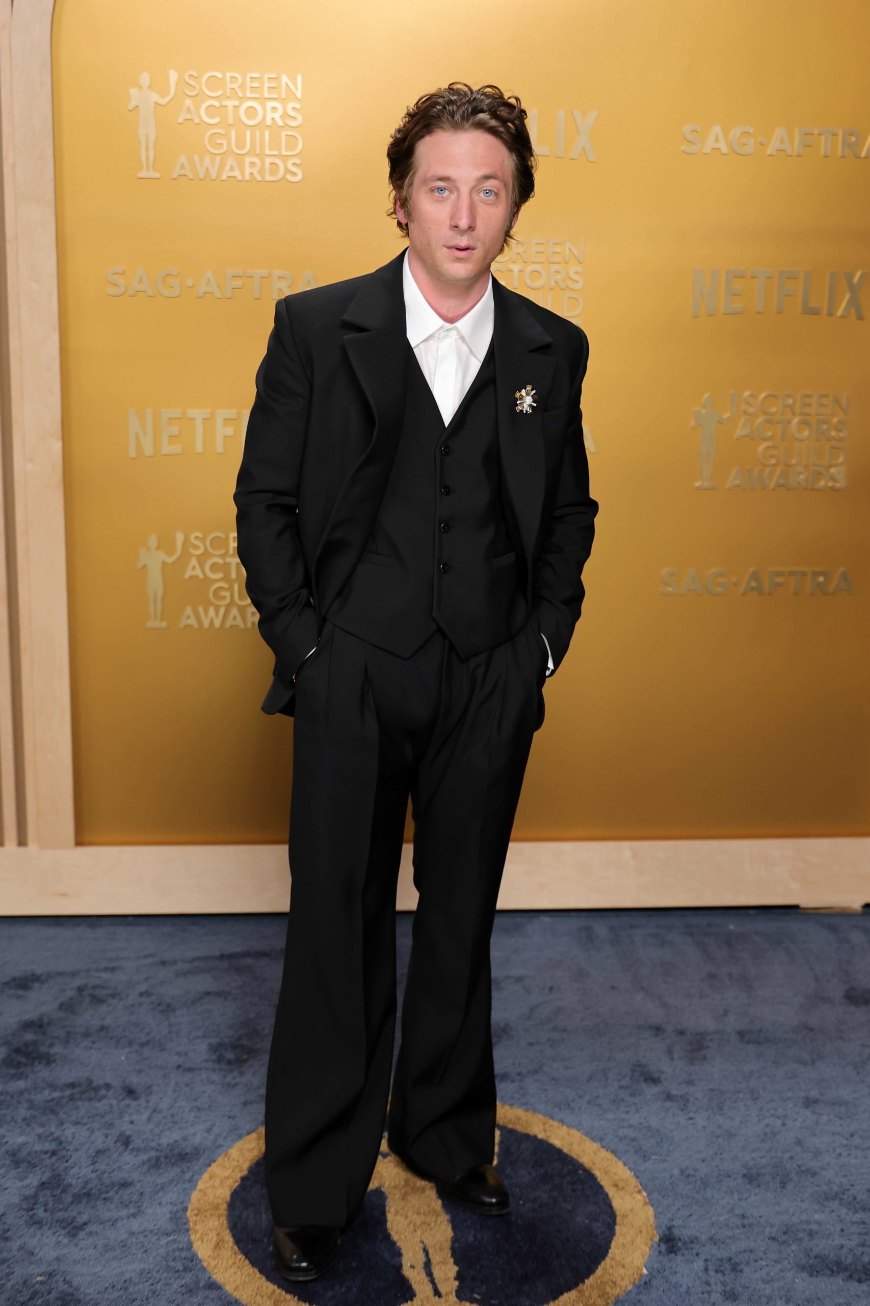 Jeremy Allen White & Louis Vuitton Are an Effortless Match