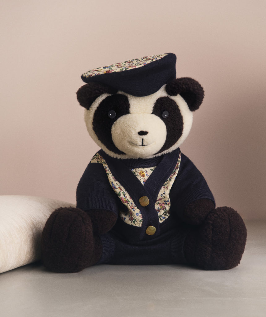 These Are The Chinese Valentine’s Day Collections To Shop In 2025